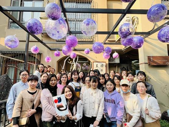 巧手创造 绽放芳华—乐动平台_乐动（中国）养老组织女员工开展妇女节庆祝活动